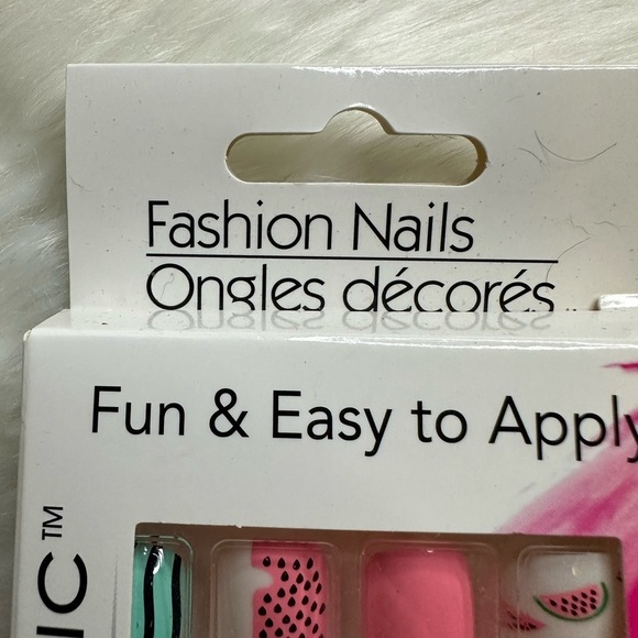 🩷5/$10 Pink Fashion Nails - Picture 2 of 5